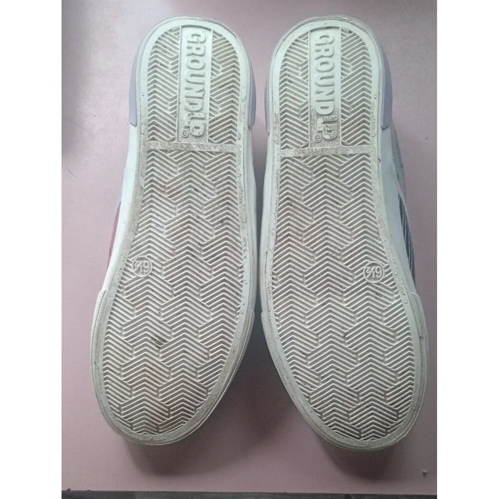 6.5 Disney Ground Up The Nightmare Before Christmas Holographic Slip-On Sneakers